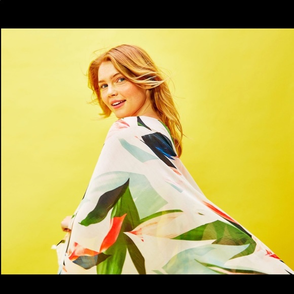 NWT Birds of Paradise Pareo Coverup/shawl 💚💙 - Picture 2 of 2